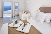 Canaves Oia Hotel